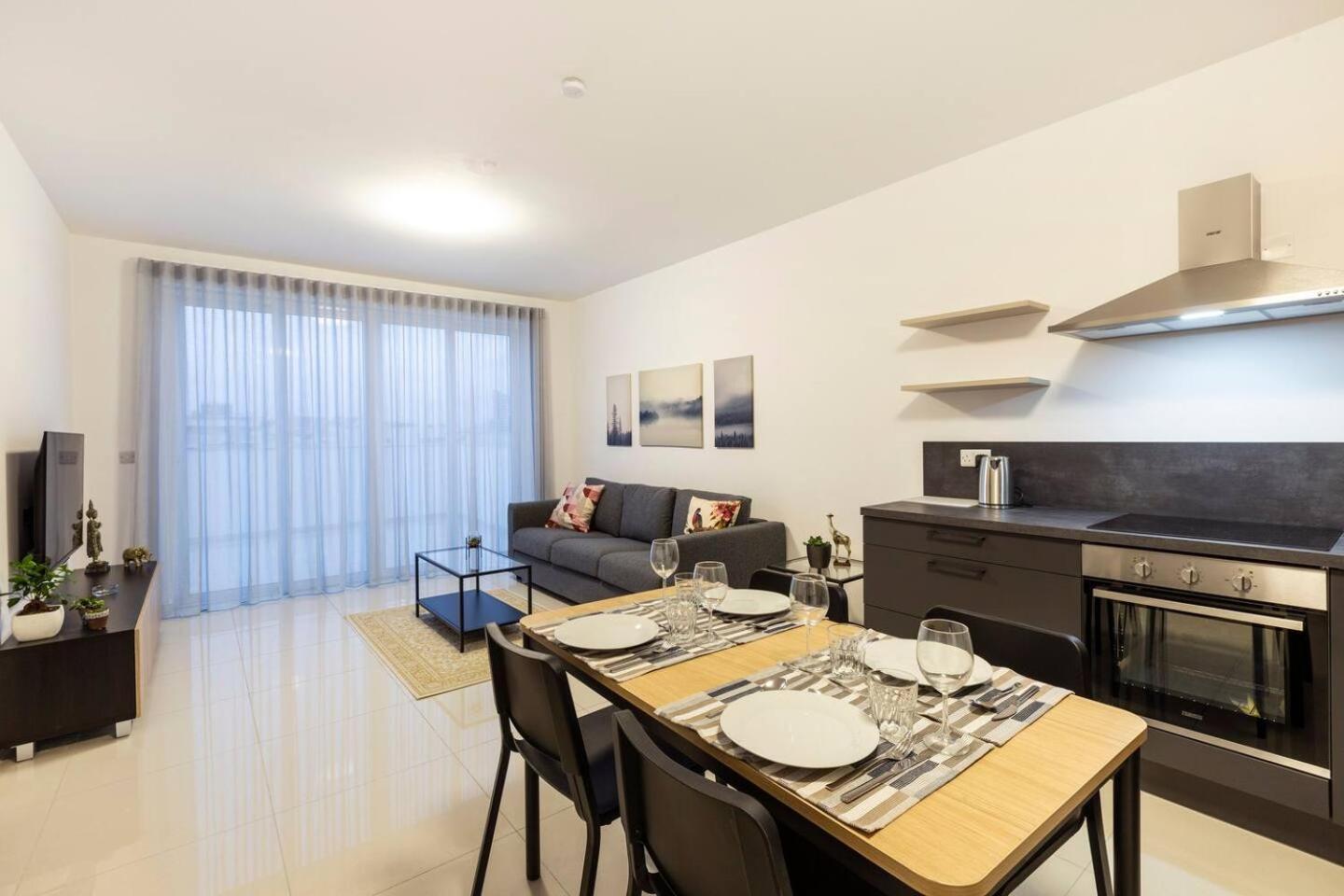 Beautiful Central Penthouse 1Br Ta Xbiex Екстериор снимка
